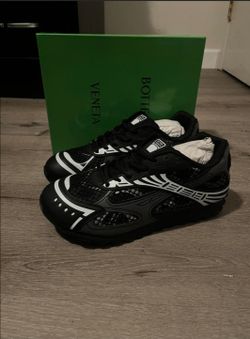 Black Bottega Veneta