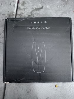 Brand New TESLA MOBILE CONNECTOR BUNDLE GEN 2 1763817-00 New