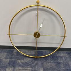 Faux Brass Circle Clock