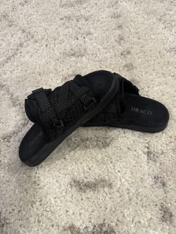 Reflective Draco Slides Size 9 Used 50$