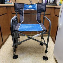 NEW! Ozark Trail Fishing Chair *BLUE for Sale in Salinas, CA - OfferUp