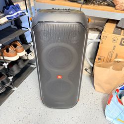 Jbl 710