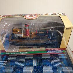 COLLECTORS BOAT