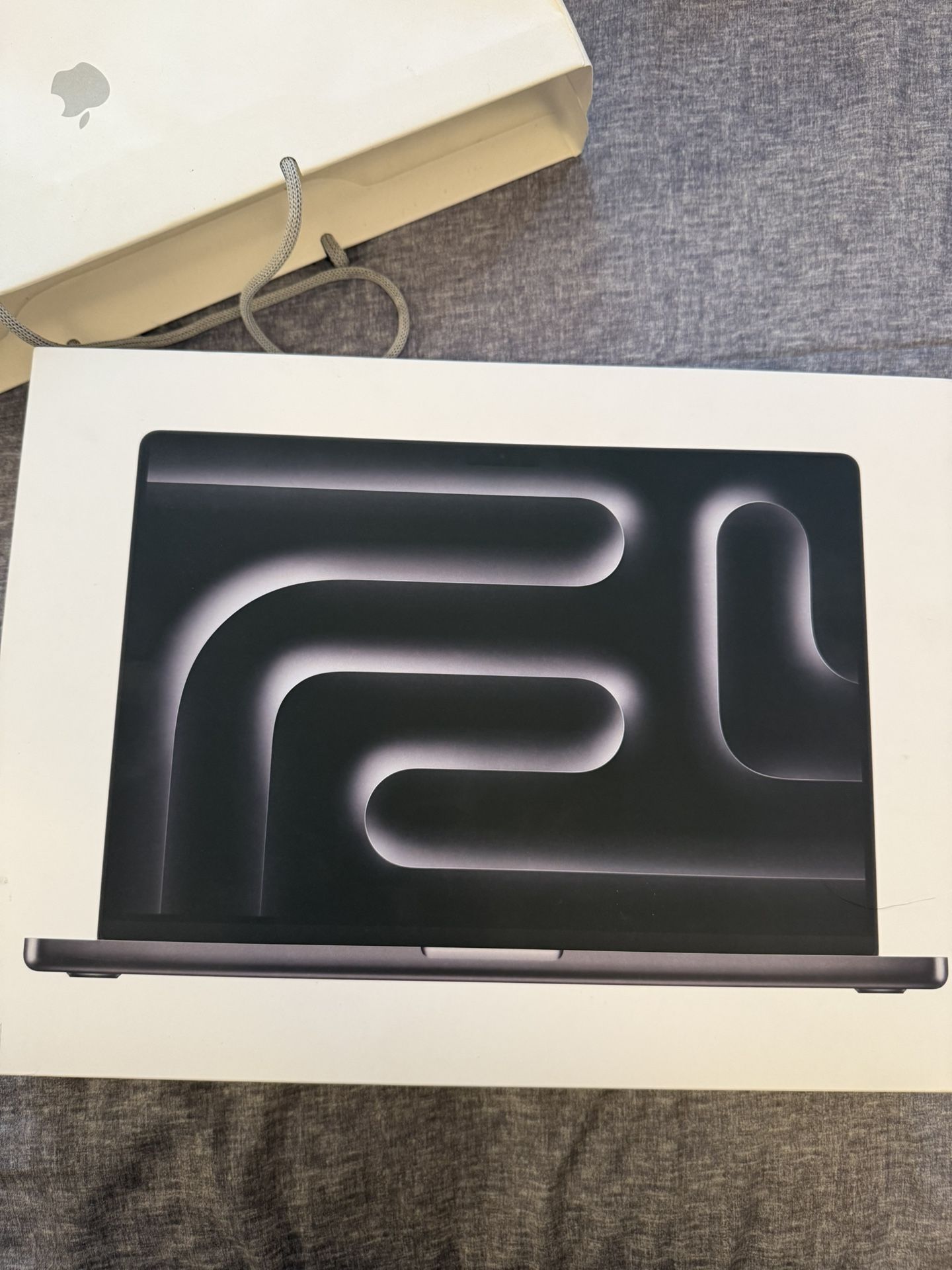 MACBOOK PRO 16in SPACE BLACK