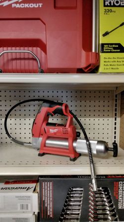 MILWAUKEE M12 CORDLEES GREASE GUN (TOOL ONLY)