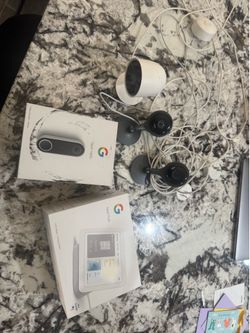 Google Nest Smart Home Bundle – Nest Hub, Video Doorbell & 3 Cameras, google nest connect and the chime connector