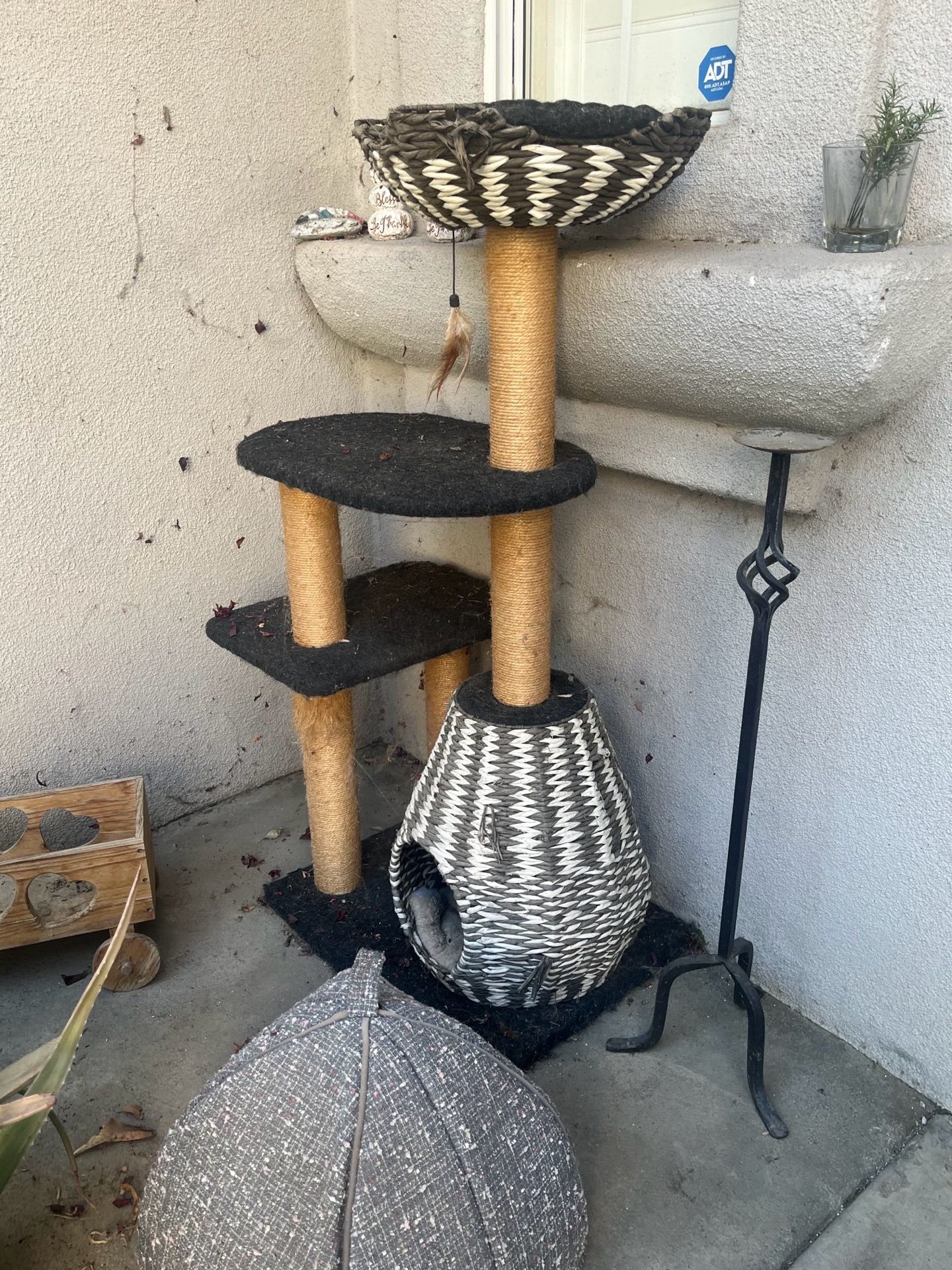 Free cat tree