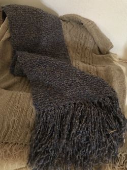 Hand knit scarf
