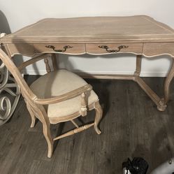 Beautiful Desk W/chair 