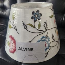 FLORAL EMBROIDERED 15" LAMP SHADE 