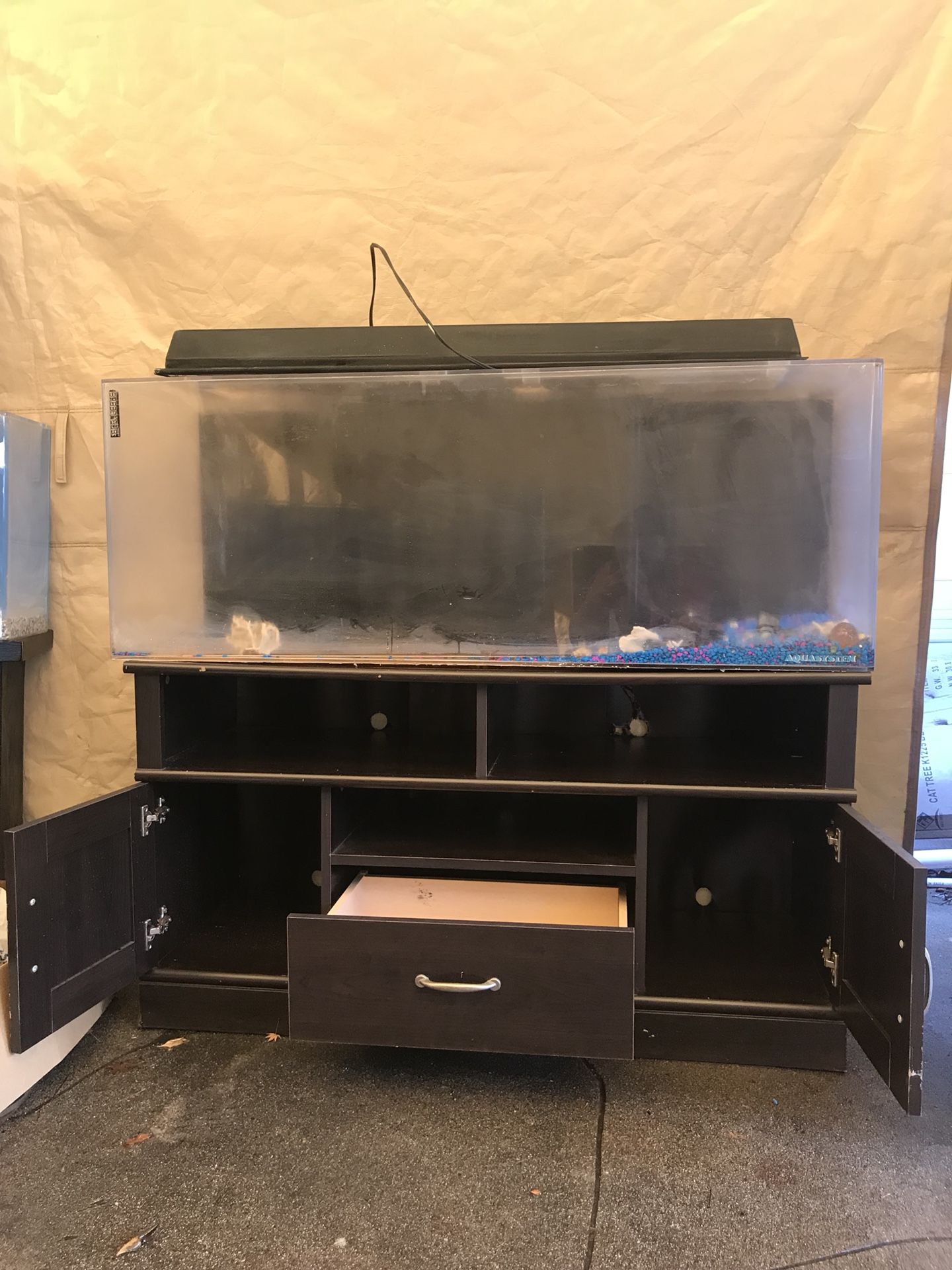 Tru vu aquarium acrylic aquarium fish tank for Sale in Walnut, CA OfferUp