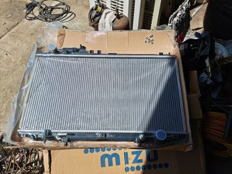 Mizu Aluminum Car Radiator fits 2002-2010 Lexus sc430