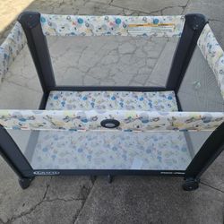 Graco Pack'n Play Playpen Clean 