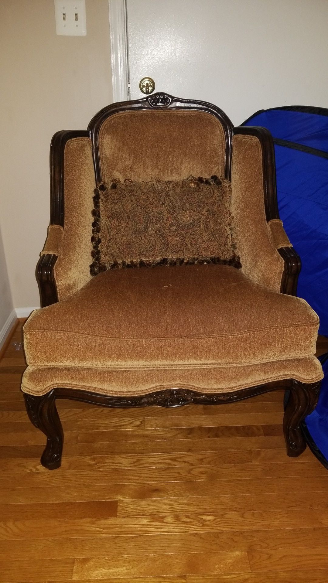 Accent Living Room Chair