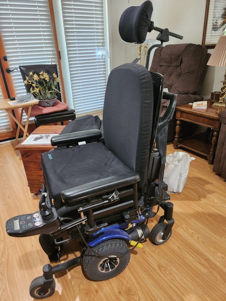 Electric Wheelchair