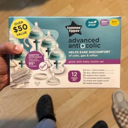 Tommee Tippee 12 Piece Set  