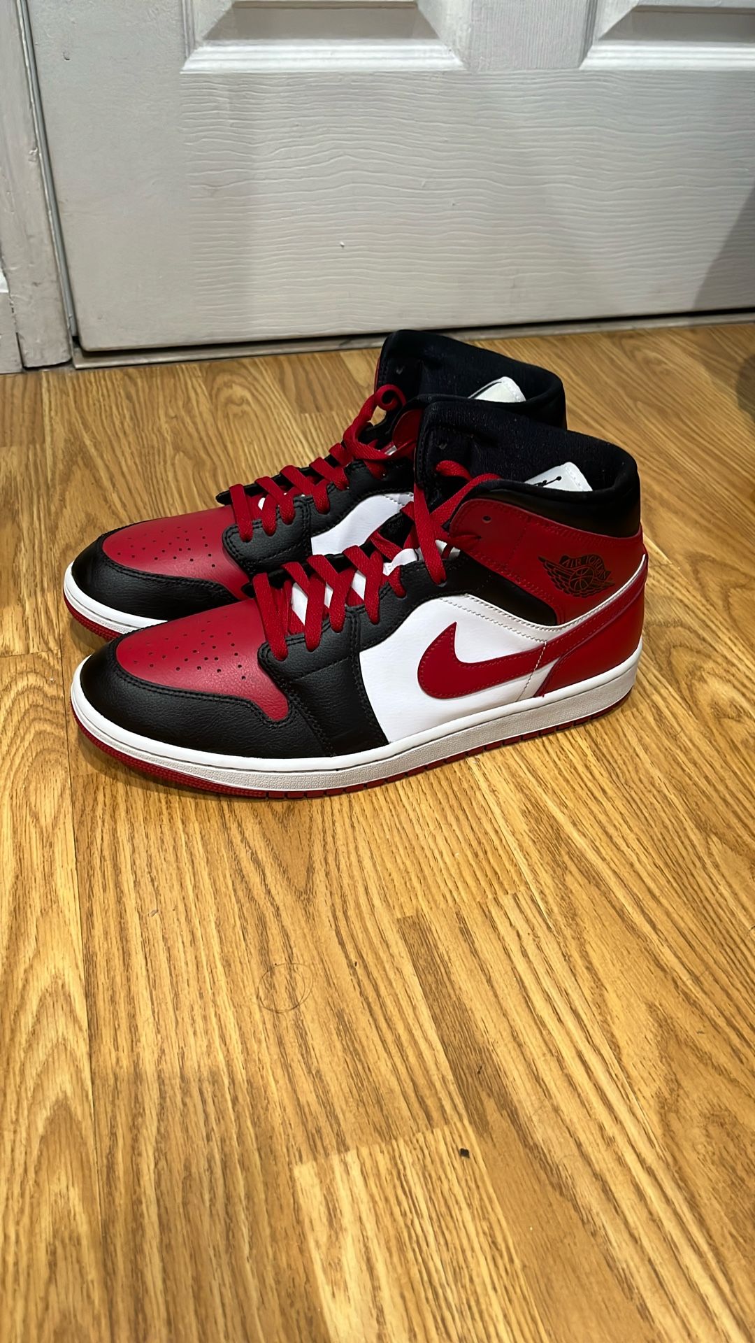AIR JORDAN 1s SIZE W: 12 SIZE M: 10.5