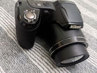 black Nikon COOLPIX L320 digital camera