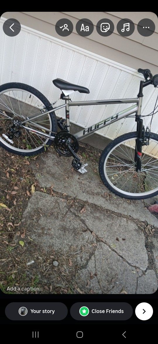 Huffy 24 Rock Creek Boyz Moutain Bike For Men