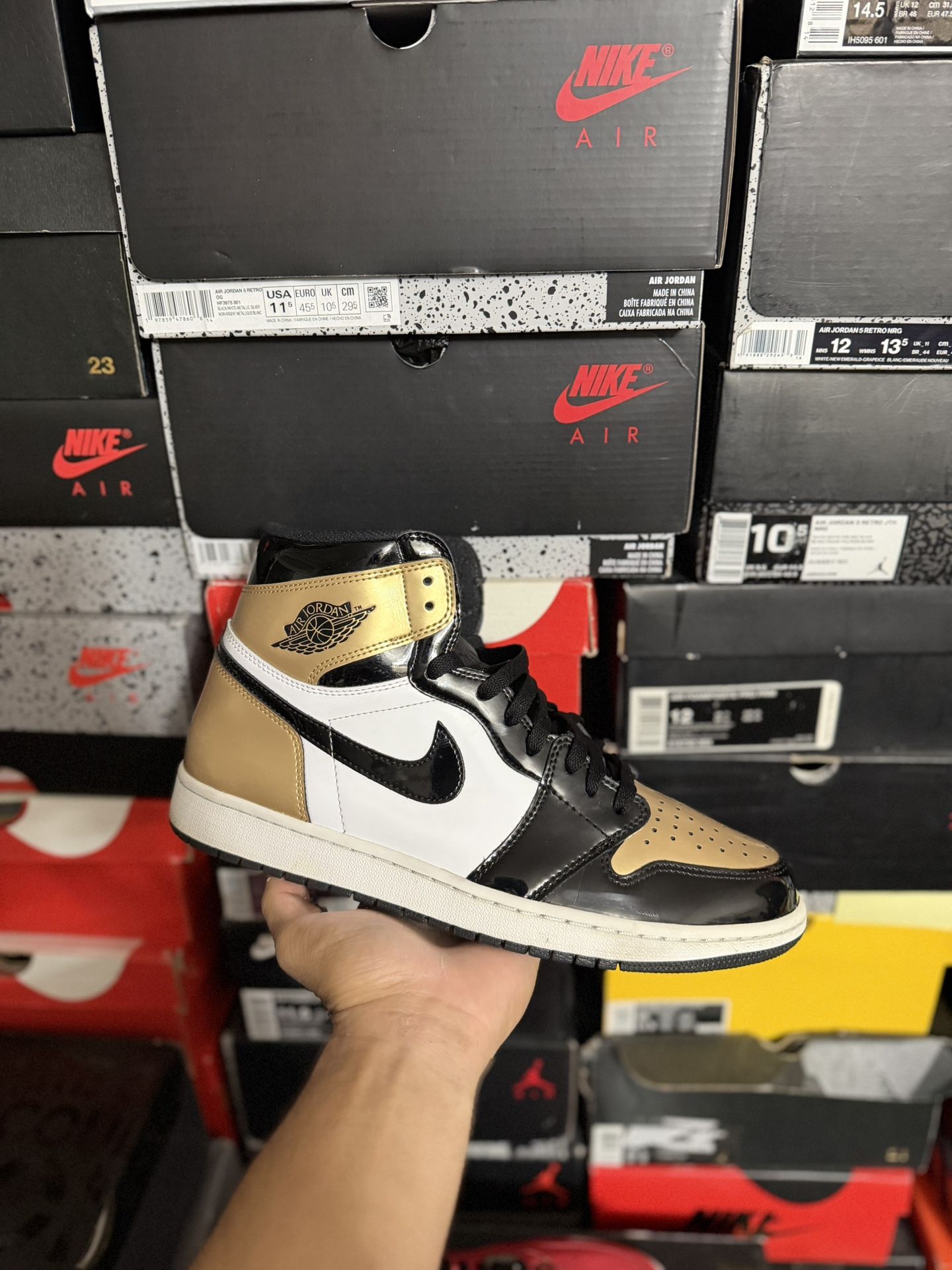 Jordan Patent Gold Toe 1s size 12 USED But Clean