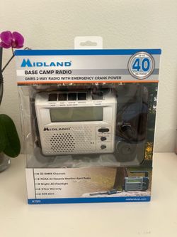 Midland XT511 Emergency Radio GMRS 22 Channels