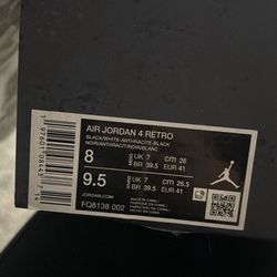 Jordan 4 Retro