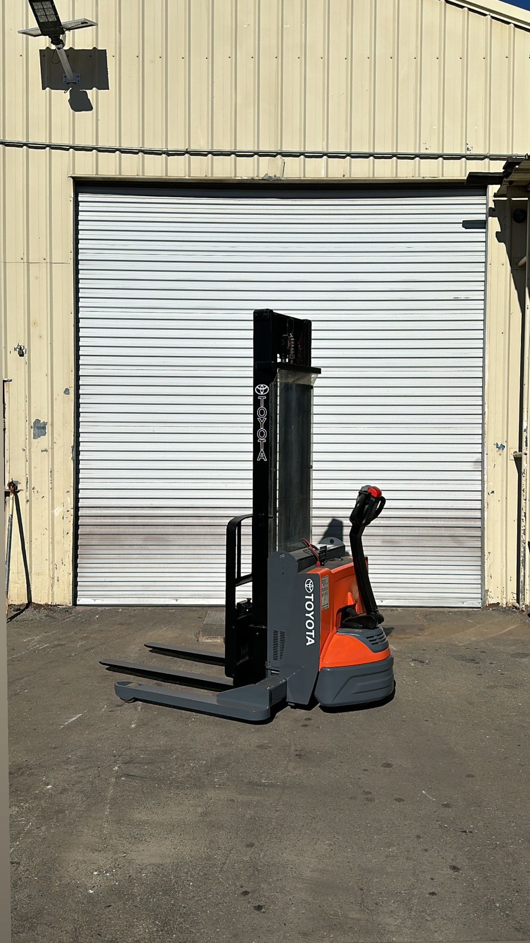 Toyota Stacker Forklift