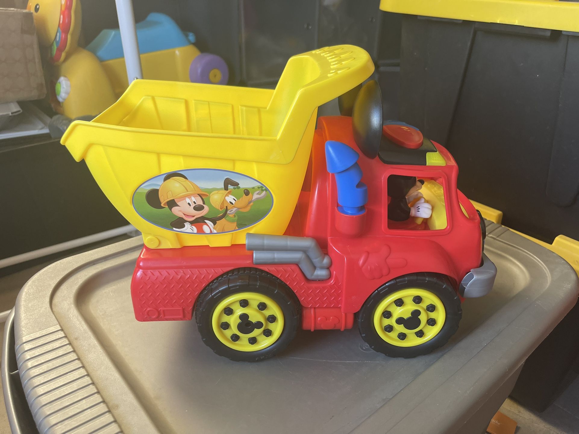 Mickey Dump Truck Talks , Makes Sounds , And Drives On It’s Own 