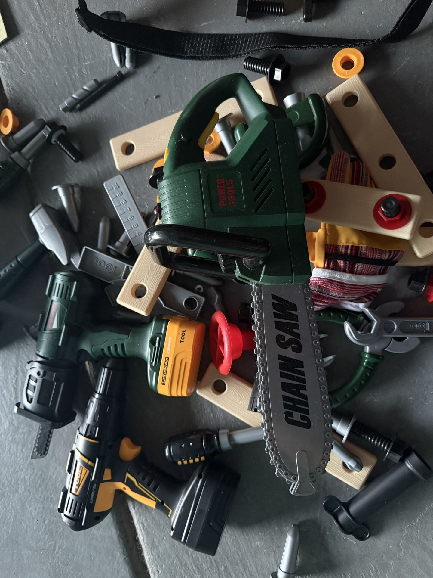 Boy’s tools builder toys for kids toddler
