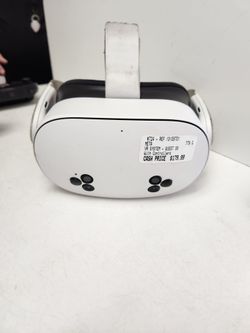 Meta Quest 3S VR Headset with Controllers