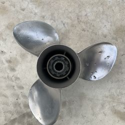 Boat propFor mercury outboard