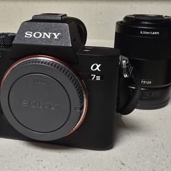 Sony A7 III SONY 85MM ZEISS 55MM
