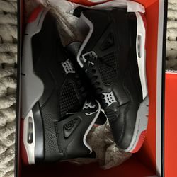 New Jordan 4 Reimagined Size 11.5 