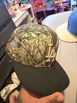 Fitted Hat 7$