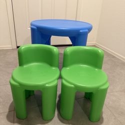 Kids Table And Chairs