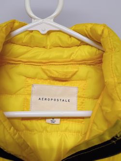 Aeropostale yellow puffer jacket