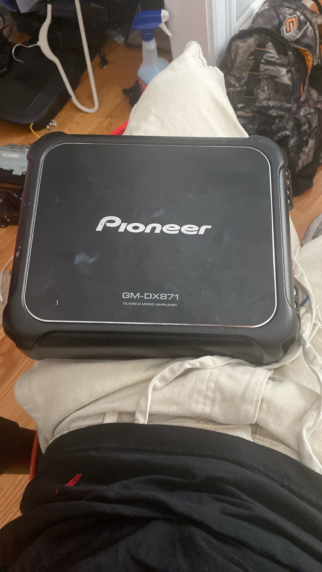 Pioneer GM-DX871 amp