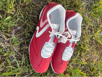 New RIP-IT Softball Cleats Women's size 9.5.