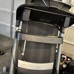 NodicTrack C1650 Treadmill 
