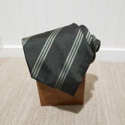 NWOT! DOLCE & GABBANA Men's All Silk Striped Neck Tie (58.5"x3.75") Olive/Green 
