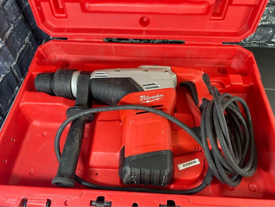 MIlwaukee 1-9/16 in. SDS-Max Rotary Hammer