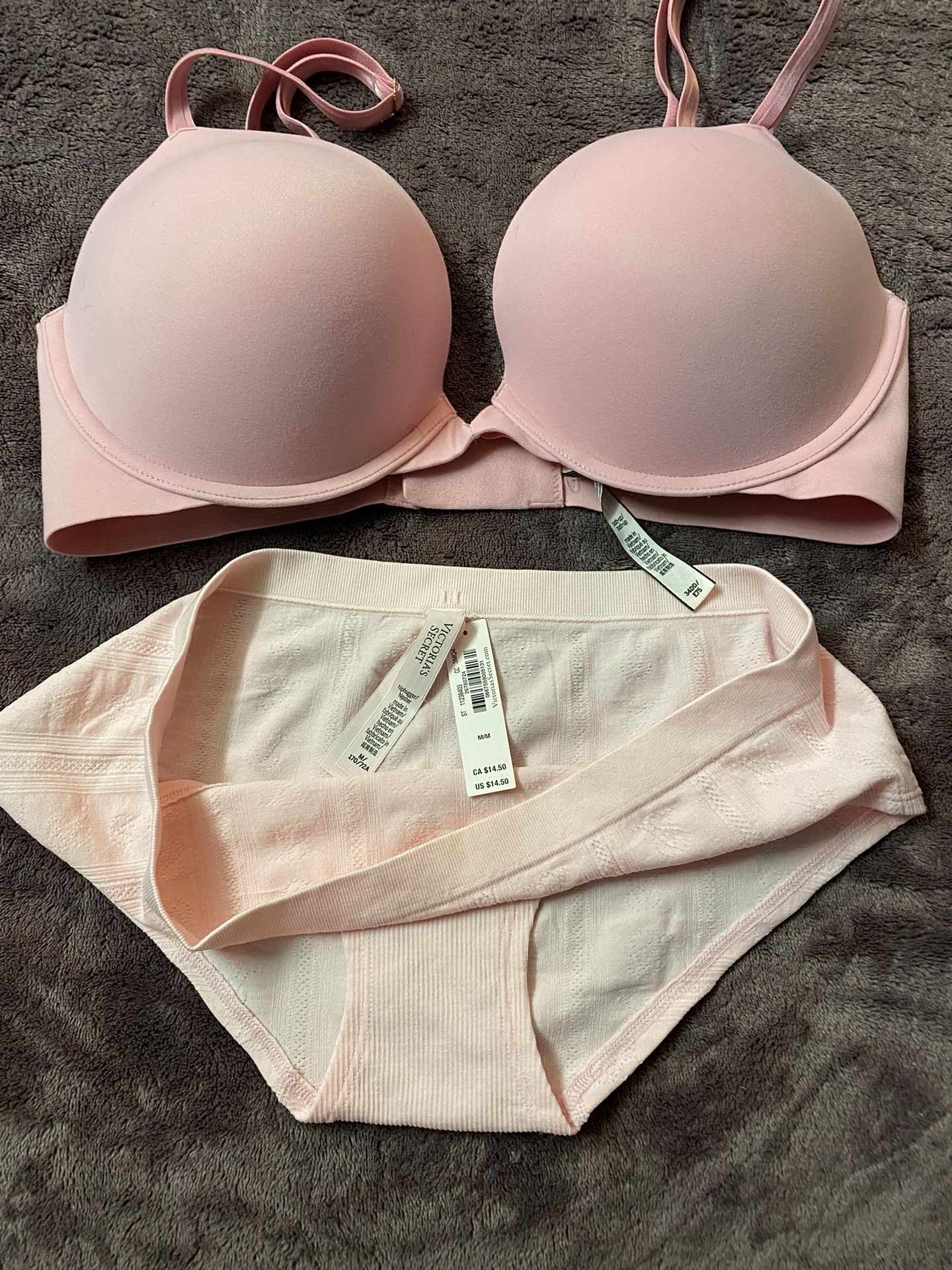 Love Cloud Push Up Bra By Victorias Secret.size34DD(E)panties Included.NWT