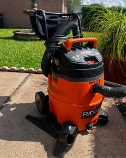 RIDGID 16 Gal 6.5 HP Wet/Dry Shop Vacuum – WD18511 – Like New
