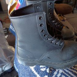Dr.martens boots size 5