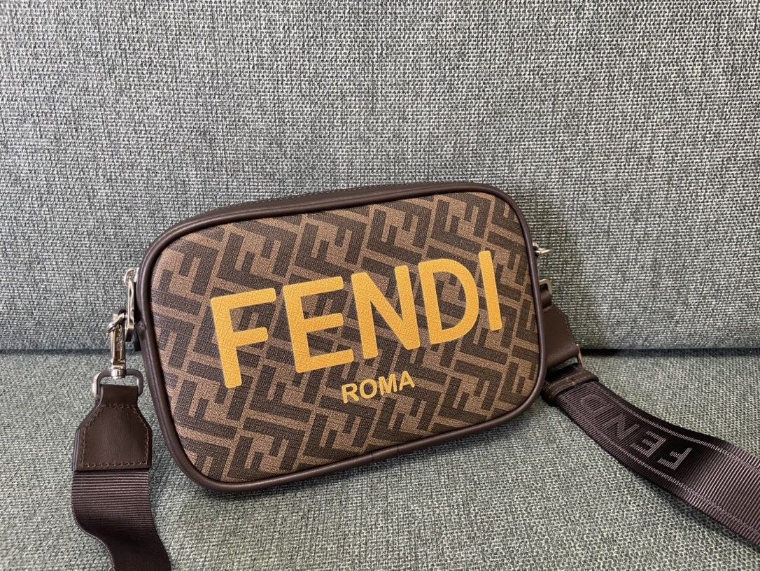 Fendi Shoulder Bag Men Tobacco
