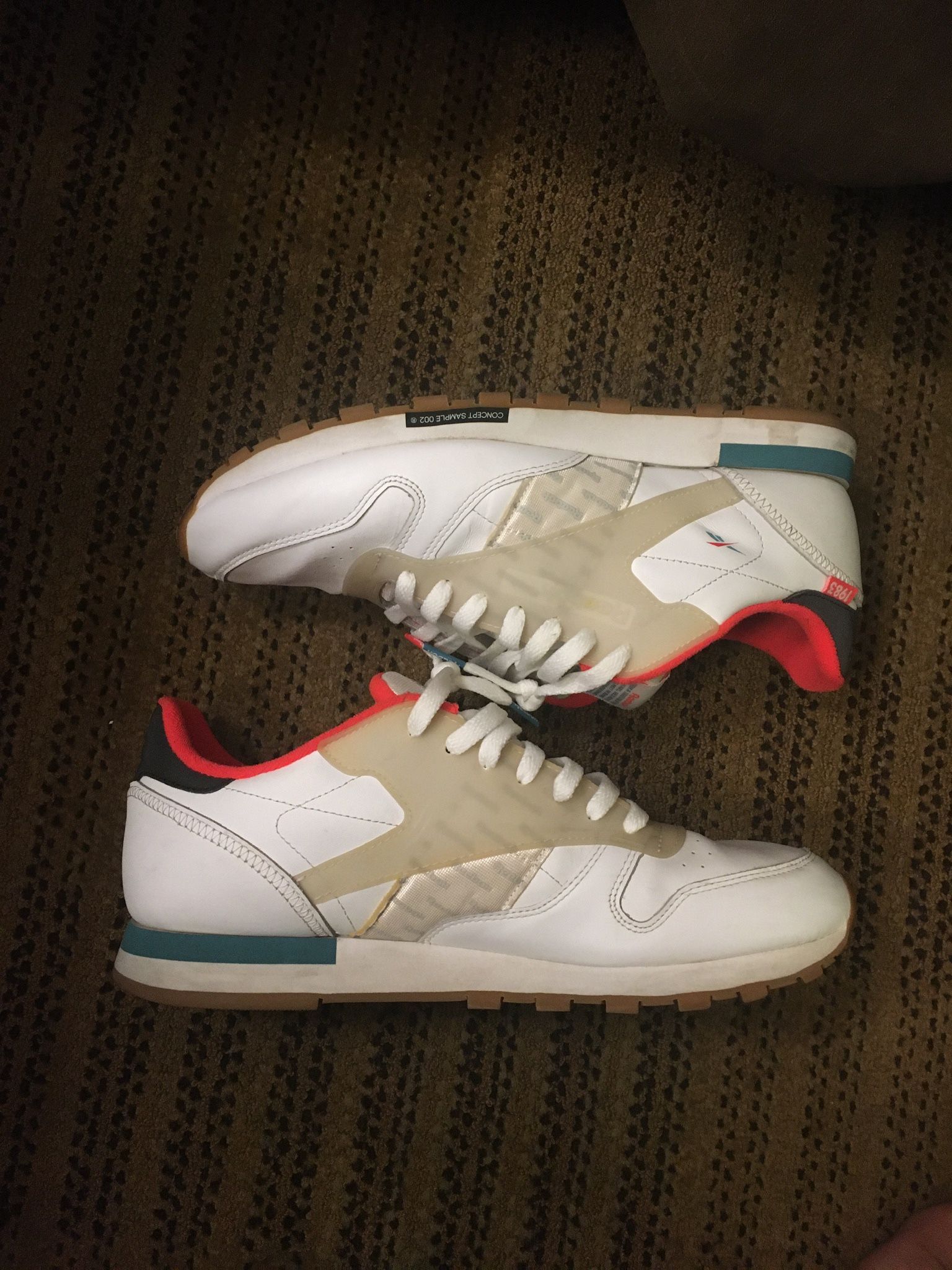 Reebok RARE Size 10.5