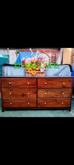 Solid wood 6/drawer dresser