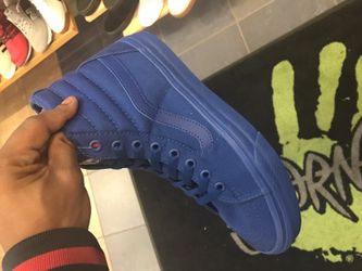 BLUE VANS