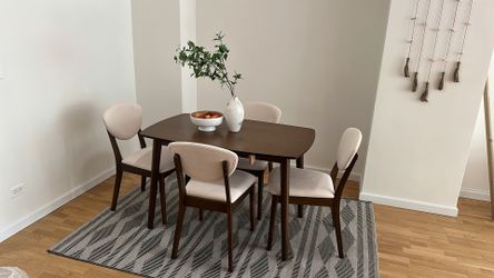 Dinning table with 4 chairs