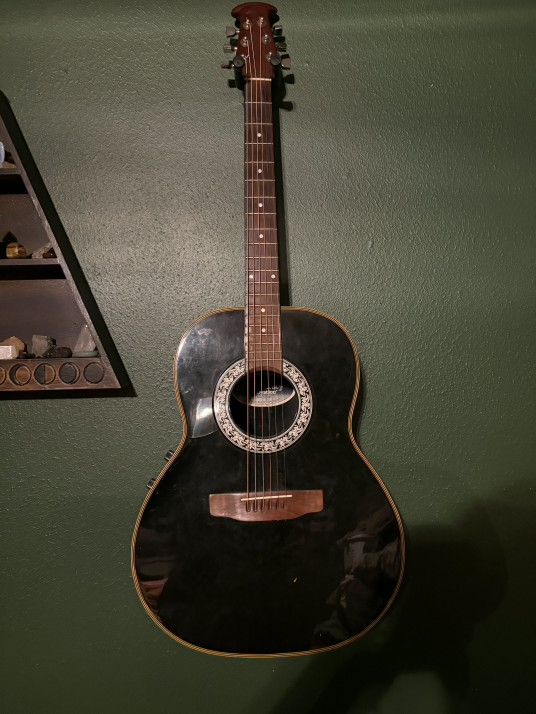 Ovation 1712 Custom Balladeer